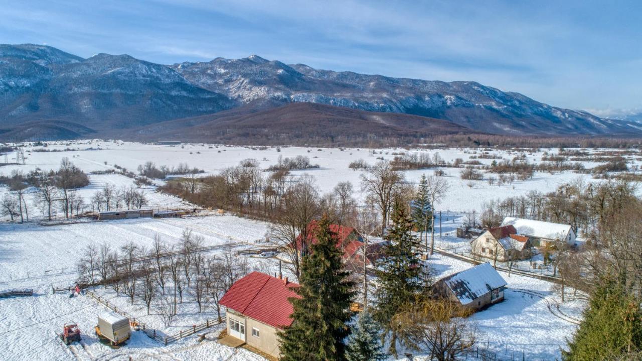 House Under The Velebit Mountain Villa Medak Exterior foto