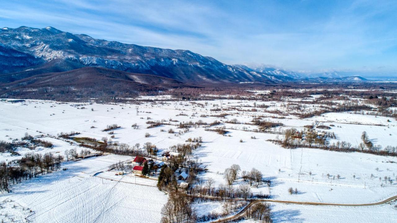 House Under The Velebit Mountain Villa Medak Exterior foto