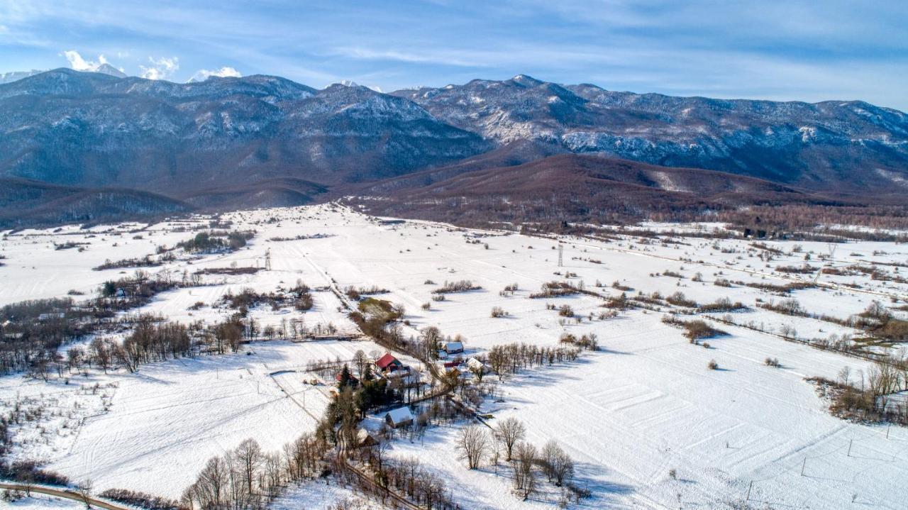 House Under The Velebit Mountain Villa Medak Exterior foto